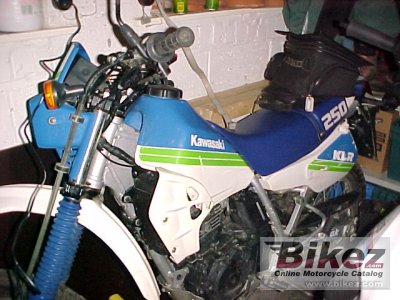 1990 Kawasaki KLR 250 photo